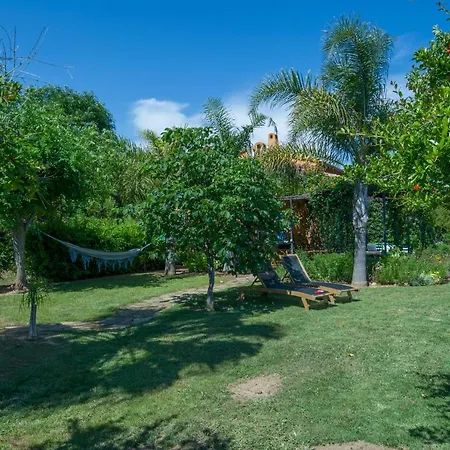 House With Garden And Sea View Holiday home