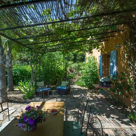 House With Garden And Sea View Holiday home La Londe-les-Maures