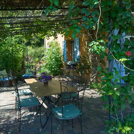 House With Garden And Sea View *