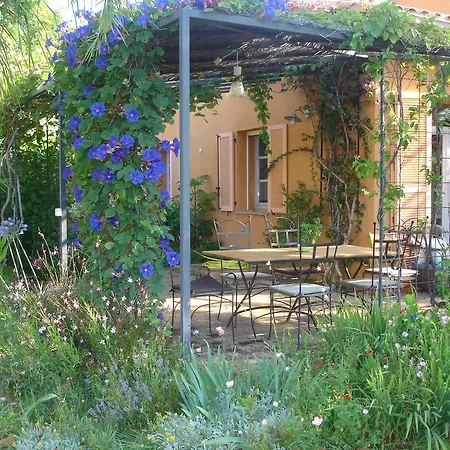 Holiday home House With Garden And Sea View