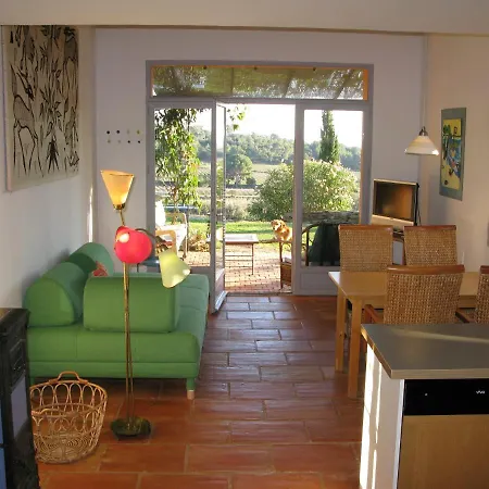 House With Garden And Sea View Holiday home