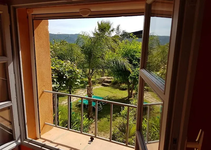 House With Garden And Sea View Casa de Férias *